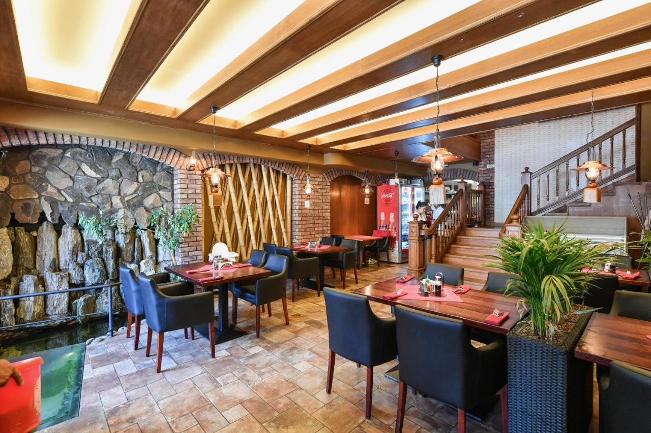 Apartmany Na Namesti 85 Jindřichův Hradec Exterior foto